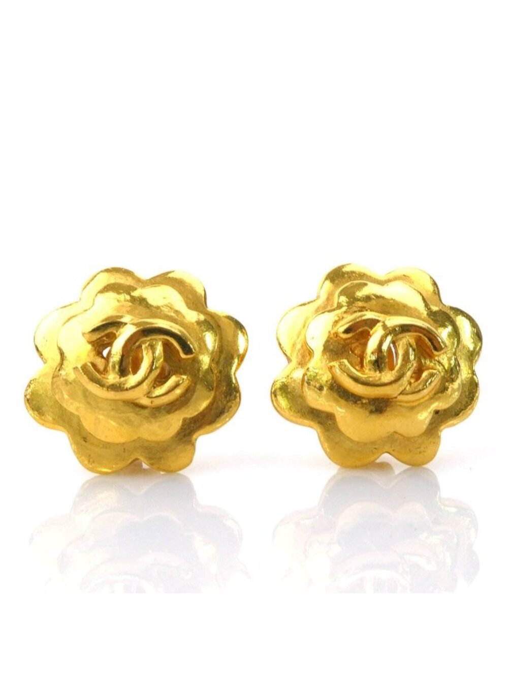 Chanel Earrings Gold